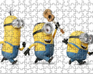 Minions playing puzzle online jtk